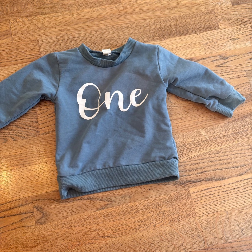 Kids Blue "One" Graphic Sweatshirt Long‎ Sleeve Crew Neck Size 90-2t